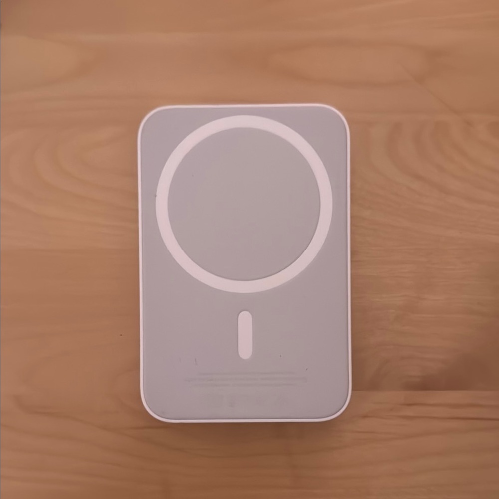 Gray MagSafe Charger